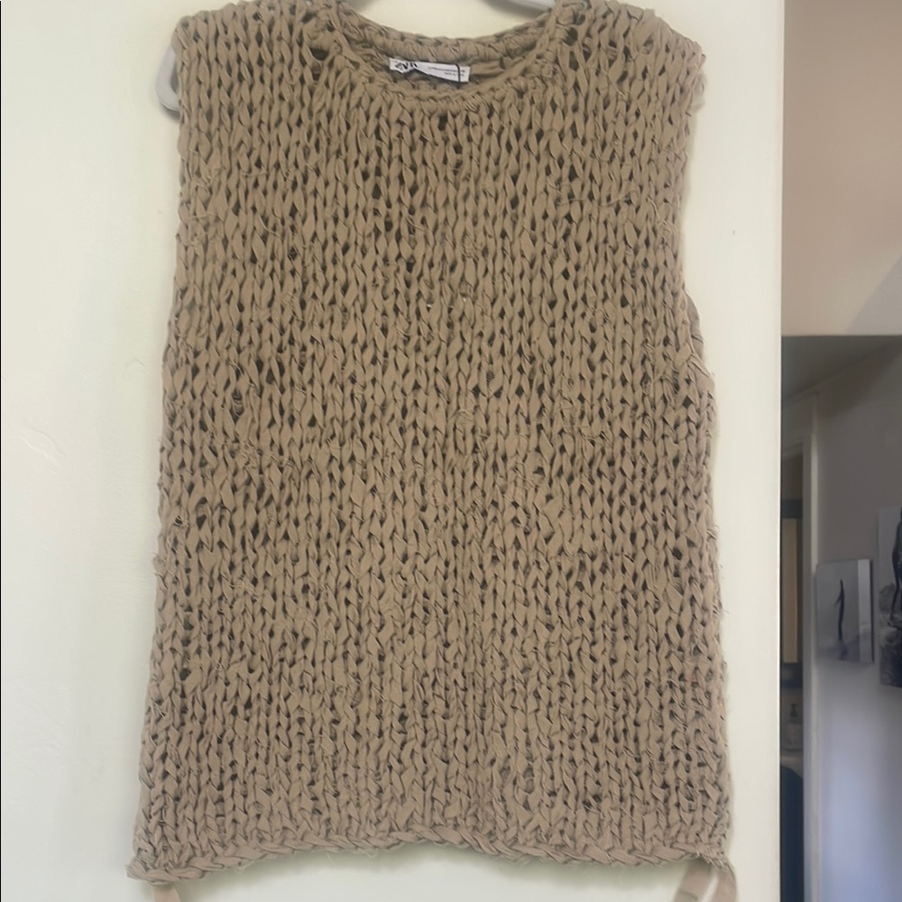 Zara, NWT Chunky Knit Tan Sweater